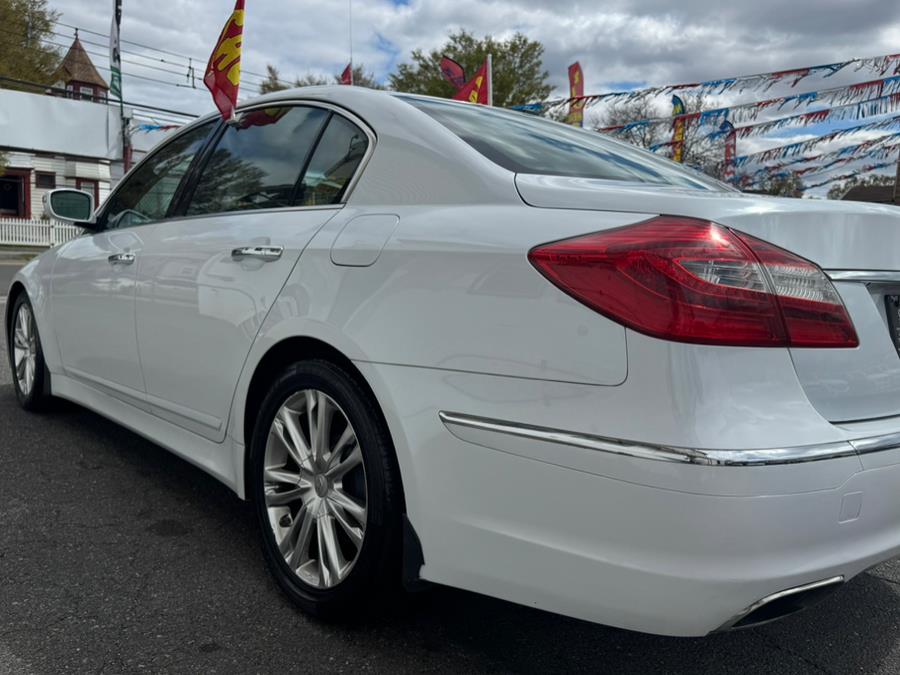 2014 Hyundai Genesis 3.8L photo