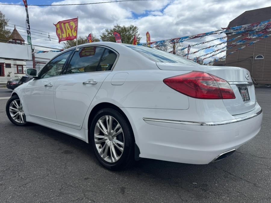 2014 Hyundai Genesis 3.8L photo