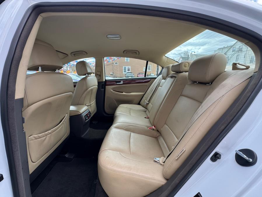 2014 Hyundai Genesis 3.8L photo