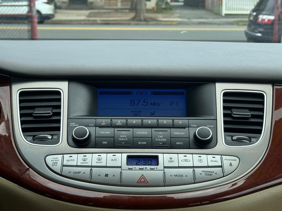 2014 Hyundai Genesis 3.8L photo
