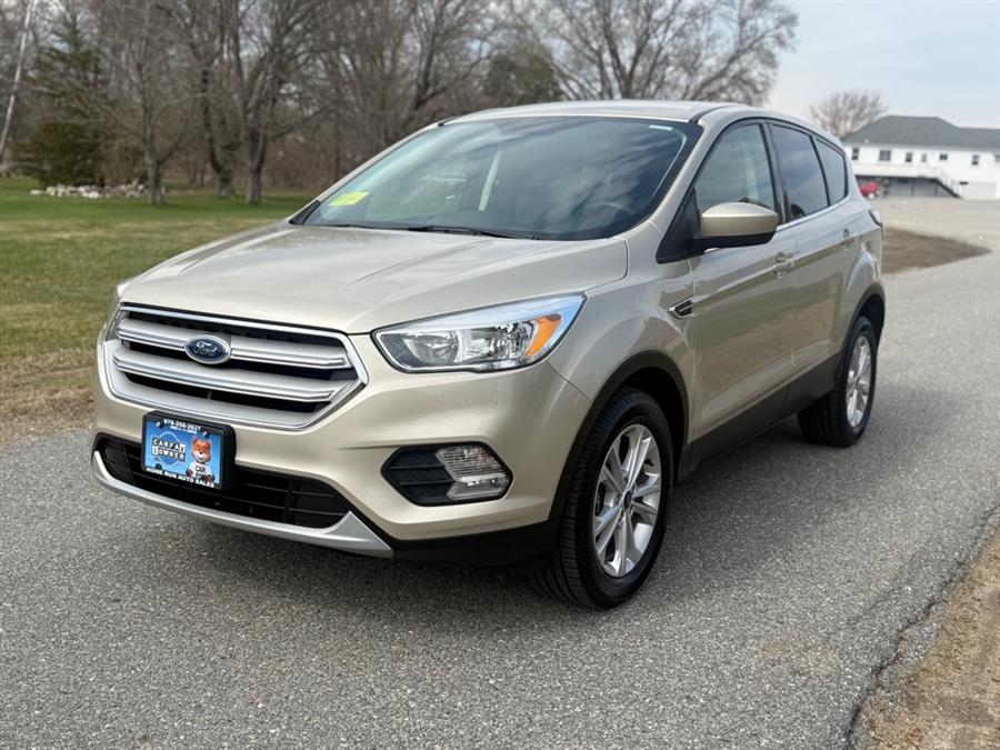 2017 Ford Escape SE photo