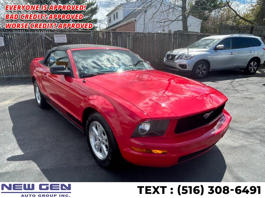 2007 Ford Mustang V6 Deluxe photo