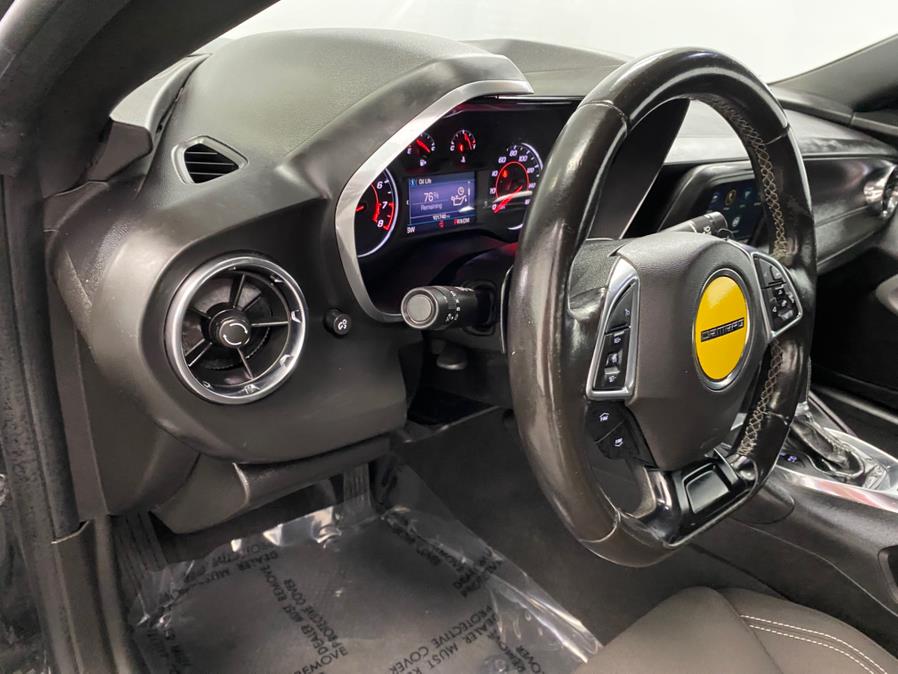 2019 Chevrolet Camaro 2dr Conv 1LT photo
