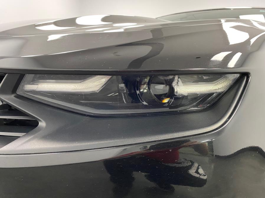 2019 Chevrolet Camaro 2dr Conv 1LT photo