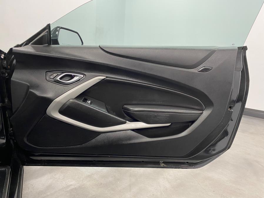 2019 Chevrolet Camaro 2dr Conv 1LT photo