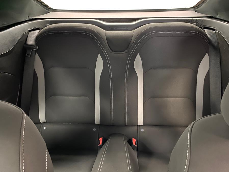 2019 Chevrolet Camaro 2dr Conv 1LT photo