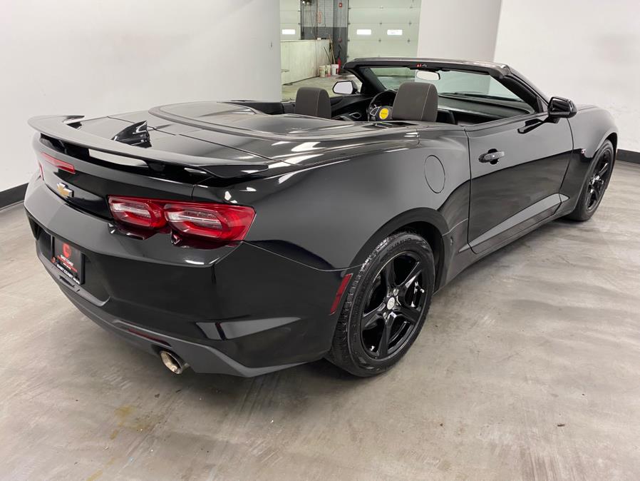 2019 Chevrolet Camaro 2dr Conv 1LT photo