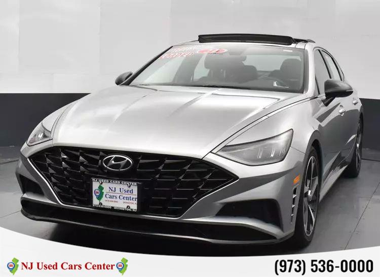2021 Hyundai Sonata SEL Plus Sedan 4D photo