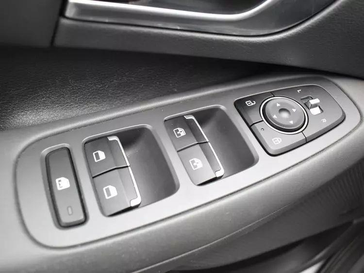 2021 Hyundai Sonata SEL Plus Sedan 4D photo