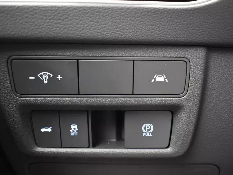 2021 Hyundai Sonata SEL Plus Sedan 4D photo