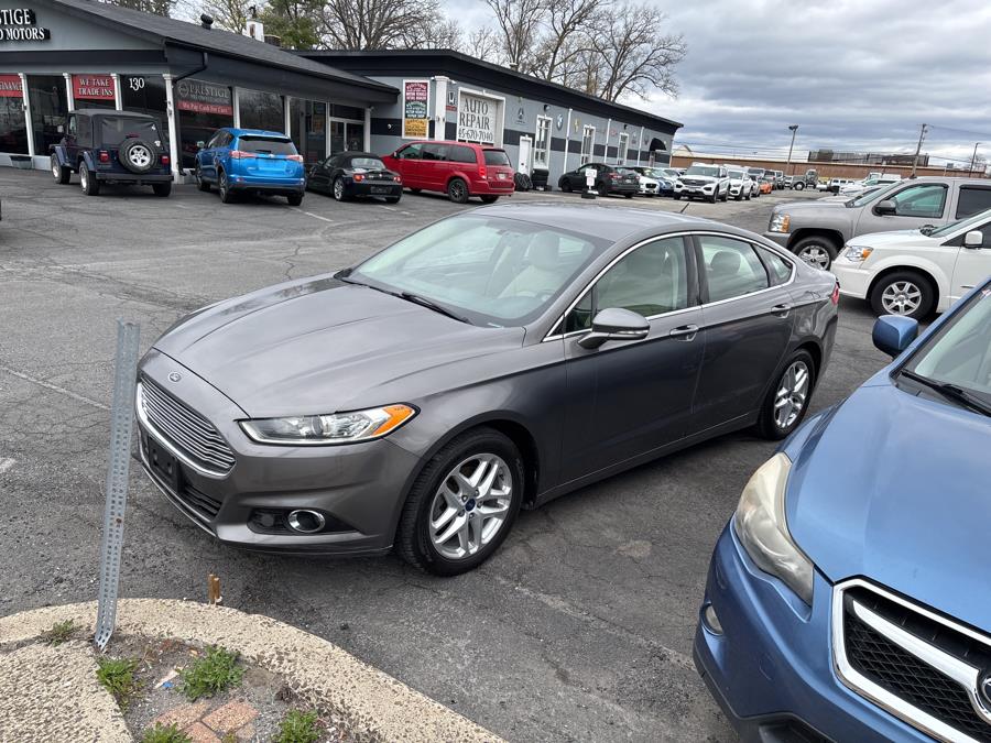 2014 Ford Fusion SE photo