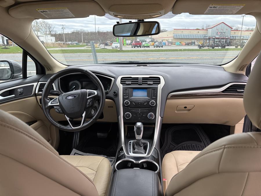 2014 Ford Fusion SE photo