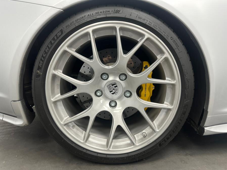 2005 Porsche 911 Carrera S photo
