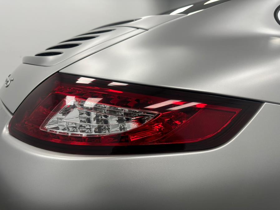 2005 Porsche 911 Carrera S photo