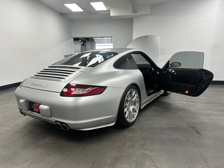 2005 Porsche 911 Carrera S photo