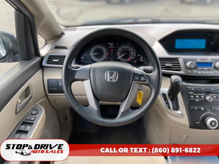 2011 Honda Odyssey LX photo