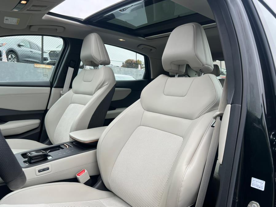 2023 Nissan Ariya PREMIERE FWD photo