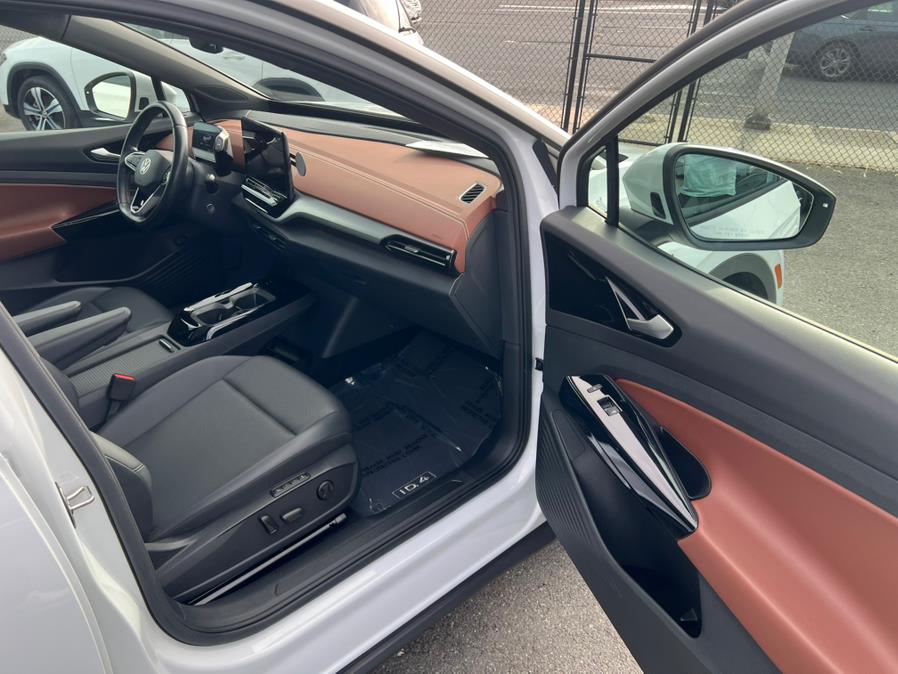 2022 Volkswagen ID.4 Pro S RWD photo
