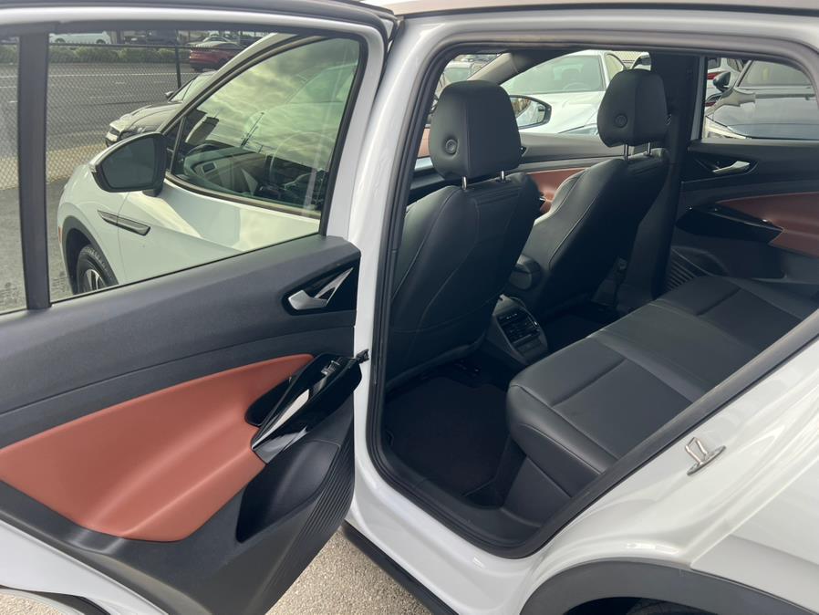 2022 Volkswagen ID.4 Pro S RWD photo