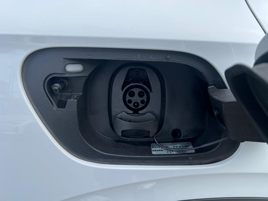 2022 Volkswagen ID.4 Pro S RWD photo