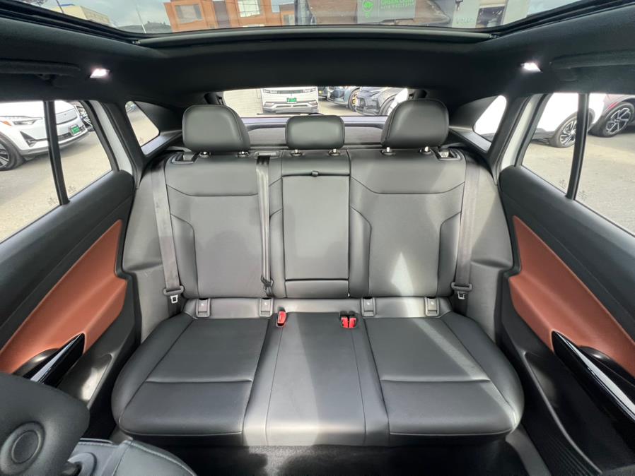 2022 Volkswagen ID.4 Pro S RWD photo