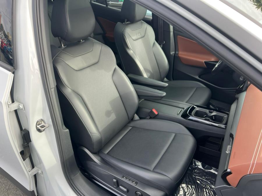 2022 Volkswagen ID.4 Pro S RWD photo