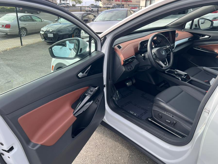 2022 Volkswagen ID.4 Pro S RWD photo