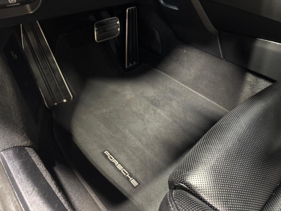 2017 Porsche 911 Carrera S Coupe photo