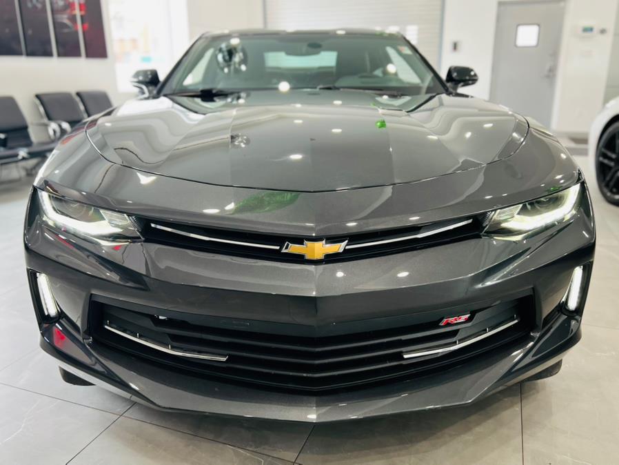 2018 Chevrolet Camaro 2dr Cpe 2LT photo
