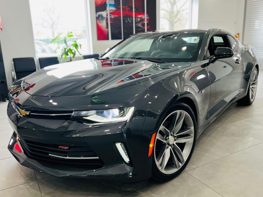2018 Chevrolet Camaro 2dr Cpe 2LT photo