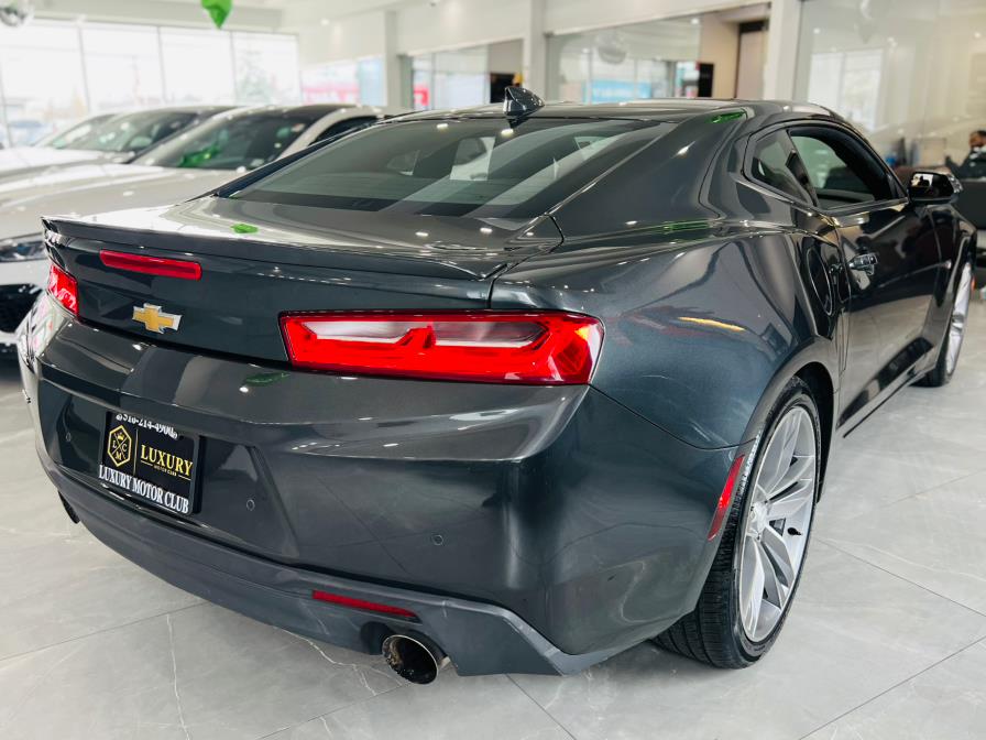 2018 Chevrolet Camaro 2dr Cpe 2LT photo
