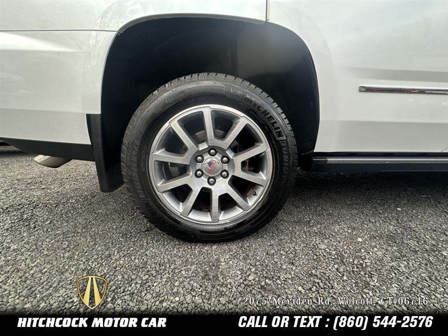2016 GMC Yukon Denali photo