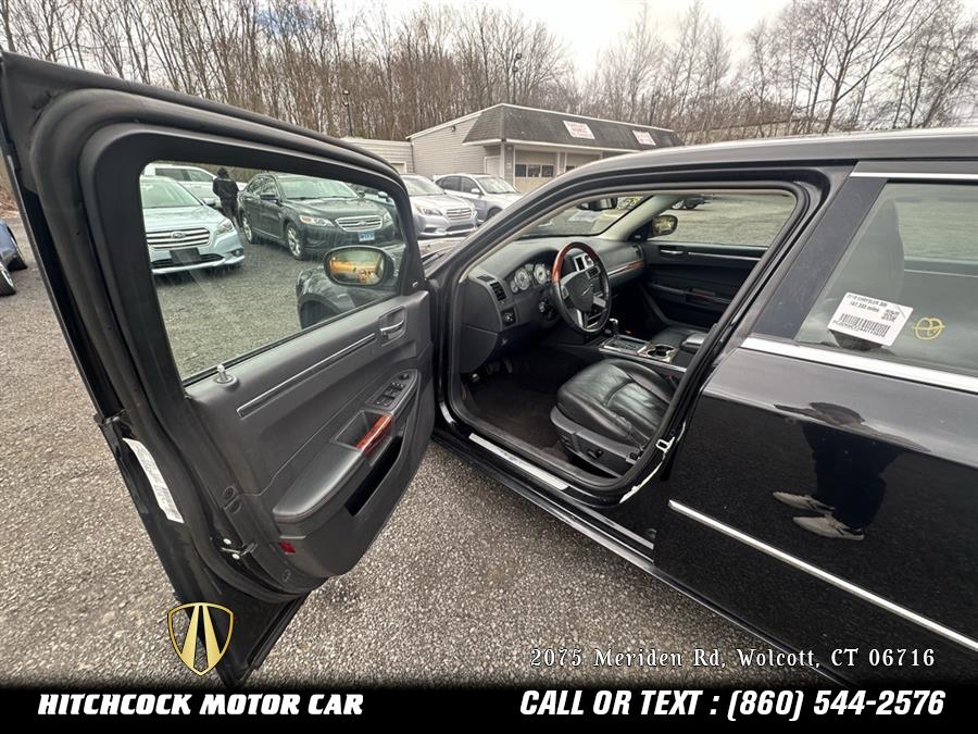 2010 Chrysler 300 C photo