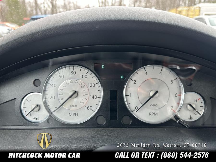 2010 Chrysler 300 C photo