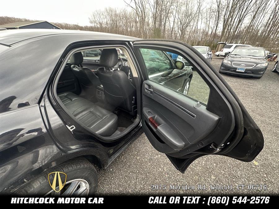 2010 Chrysler 300 C photo