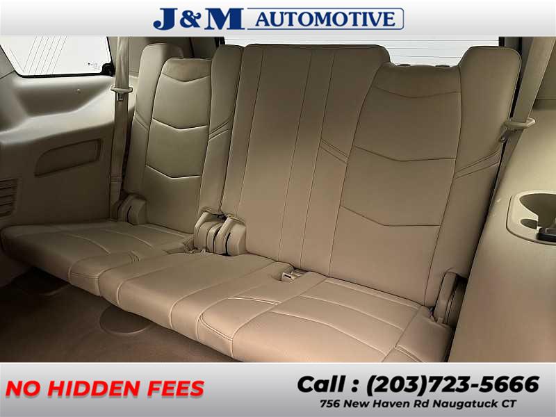 2016 Cadillac Escalade Luxury Collection photo