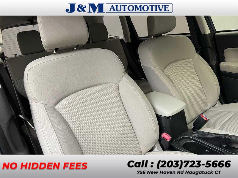 2014 Subaru Forester 2.5i photo