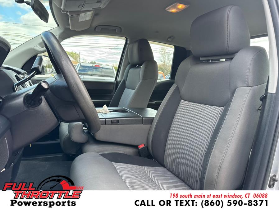 2015 Toyota Tundra 4WD Truck Double Cab 4.6L V8 6-Spd AT SR photo