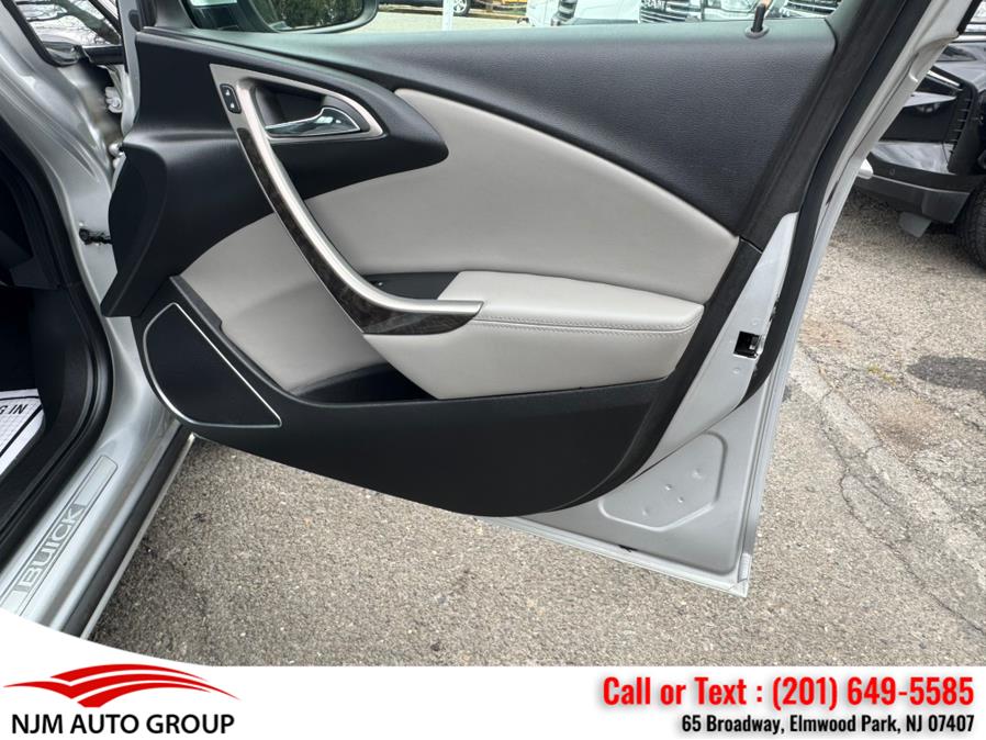 2015 Buick Verano 4dr Sdn w/1SD photo