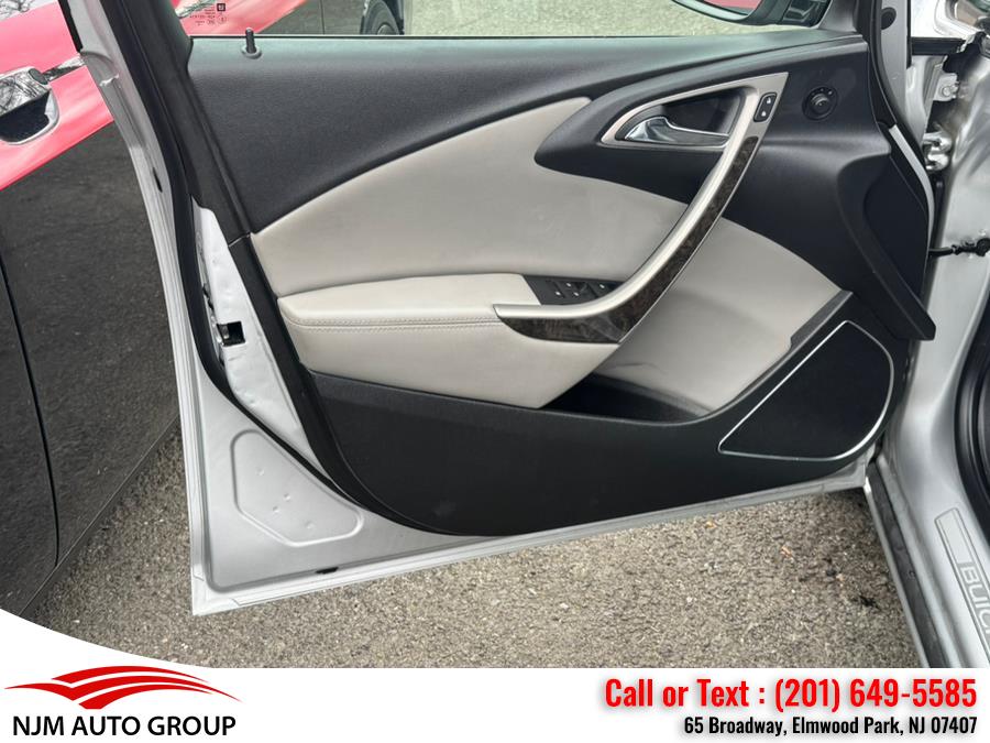 2015 Buick Verano 4dr Sdn w/1SD photo