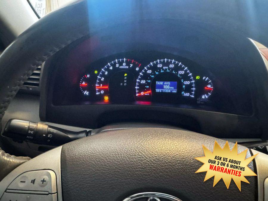 2010 Toyota Camry photo