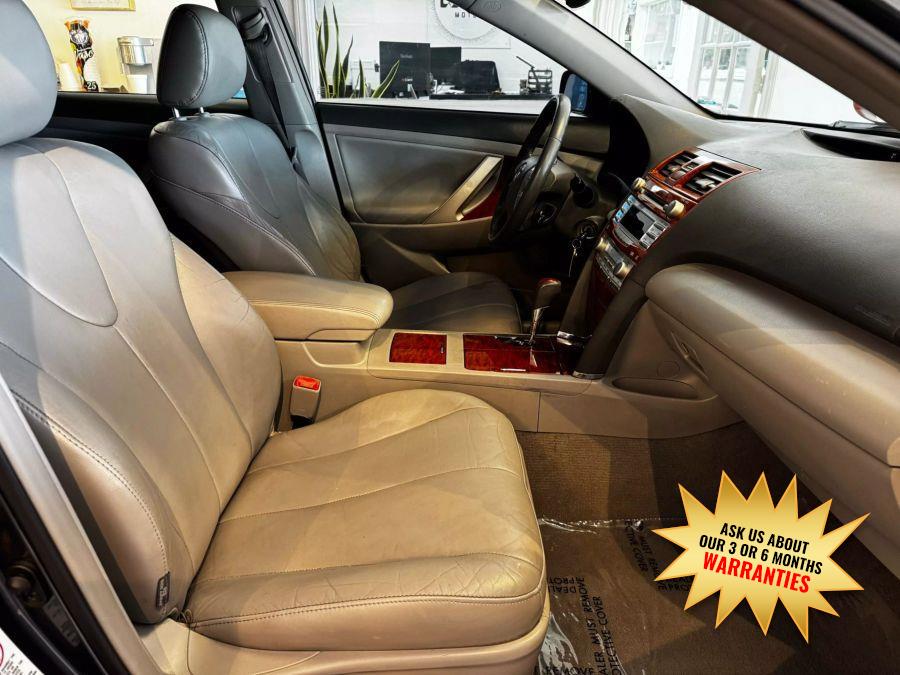 2010 Toyota Camry photo
