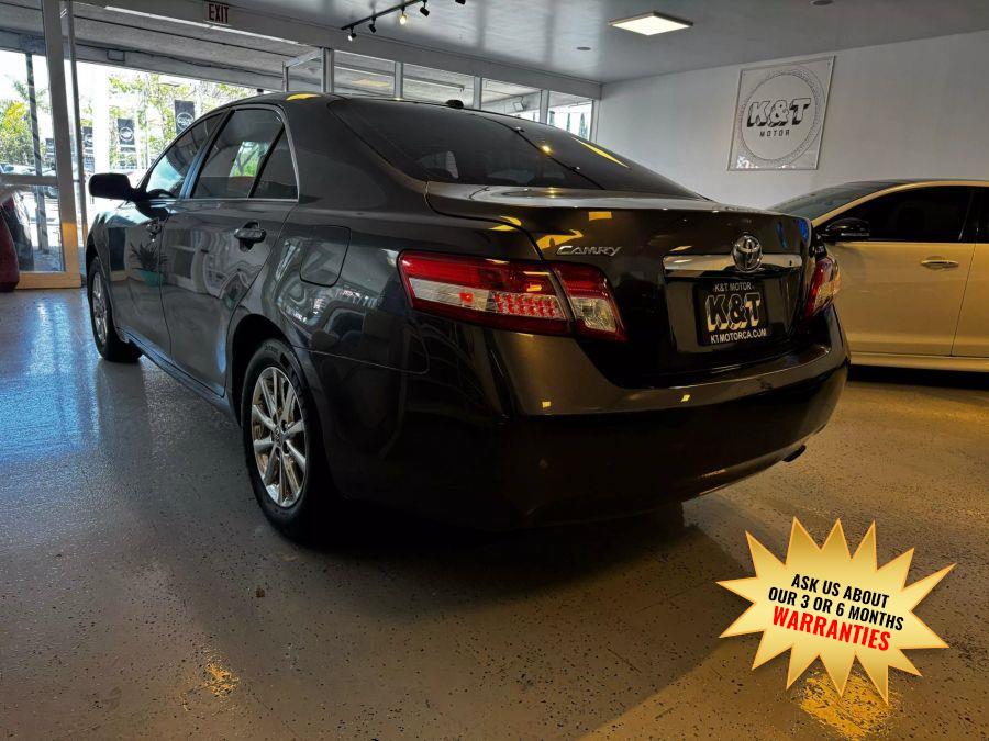 2010 Toyota Camry photo