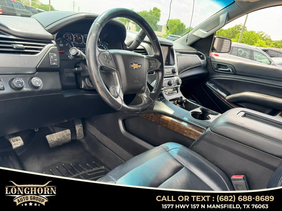 2019 Chevrolet Suburban 4WD 4dr 1500 LT photo
