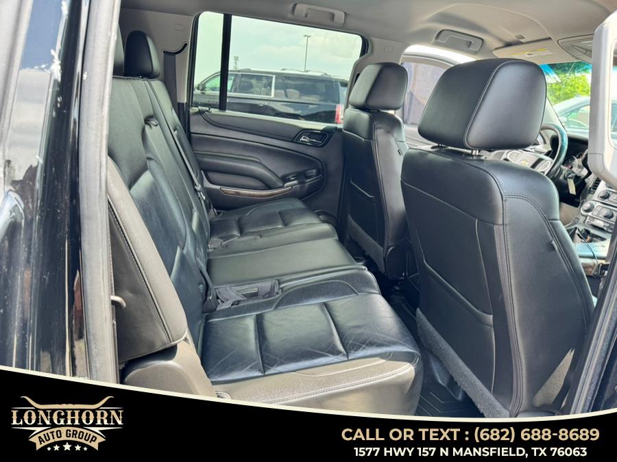2019 Chevrolet Suburban 4WD 4dr 1500 LT photo