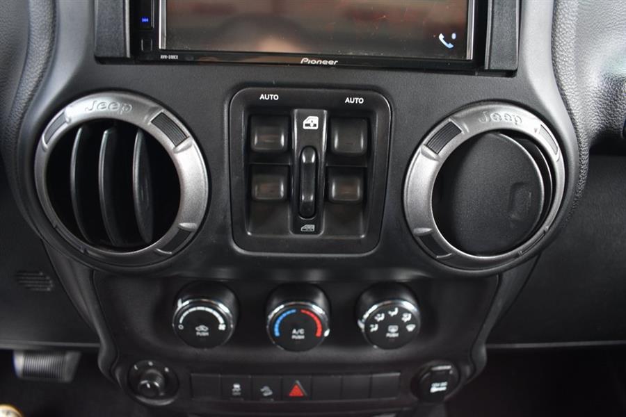2018 Jeep Wrangler JK Unlimited Sport photo