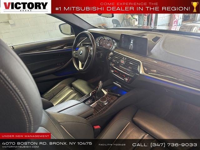 2017 BMW 5-Series 530i xDrive photo