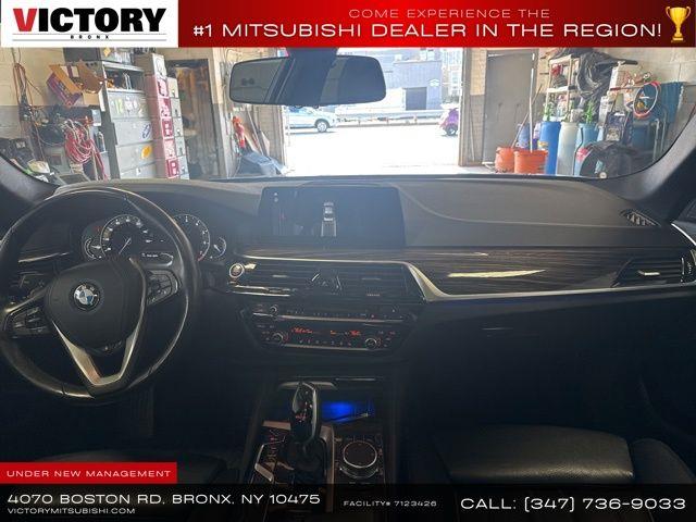 2017 BMW 5-Series 530i xDrive photo
