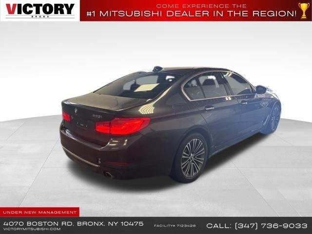 2017 BMW 5-Series 530i xDrive photo