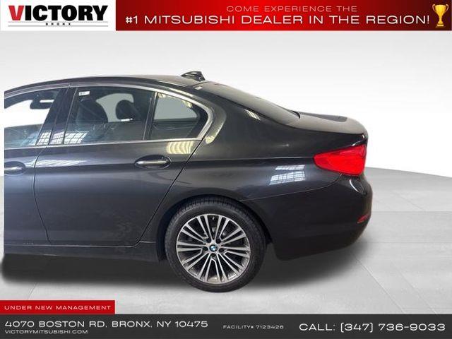 2017 BMW 5-Series 530i xDrive photo